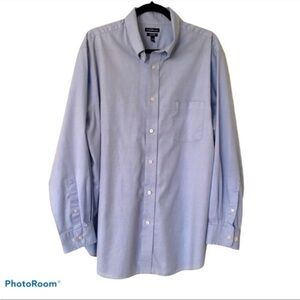 CROFT & BARROW Classic Fit Blue
Size 17 1/2 34/35